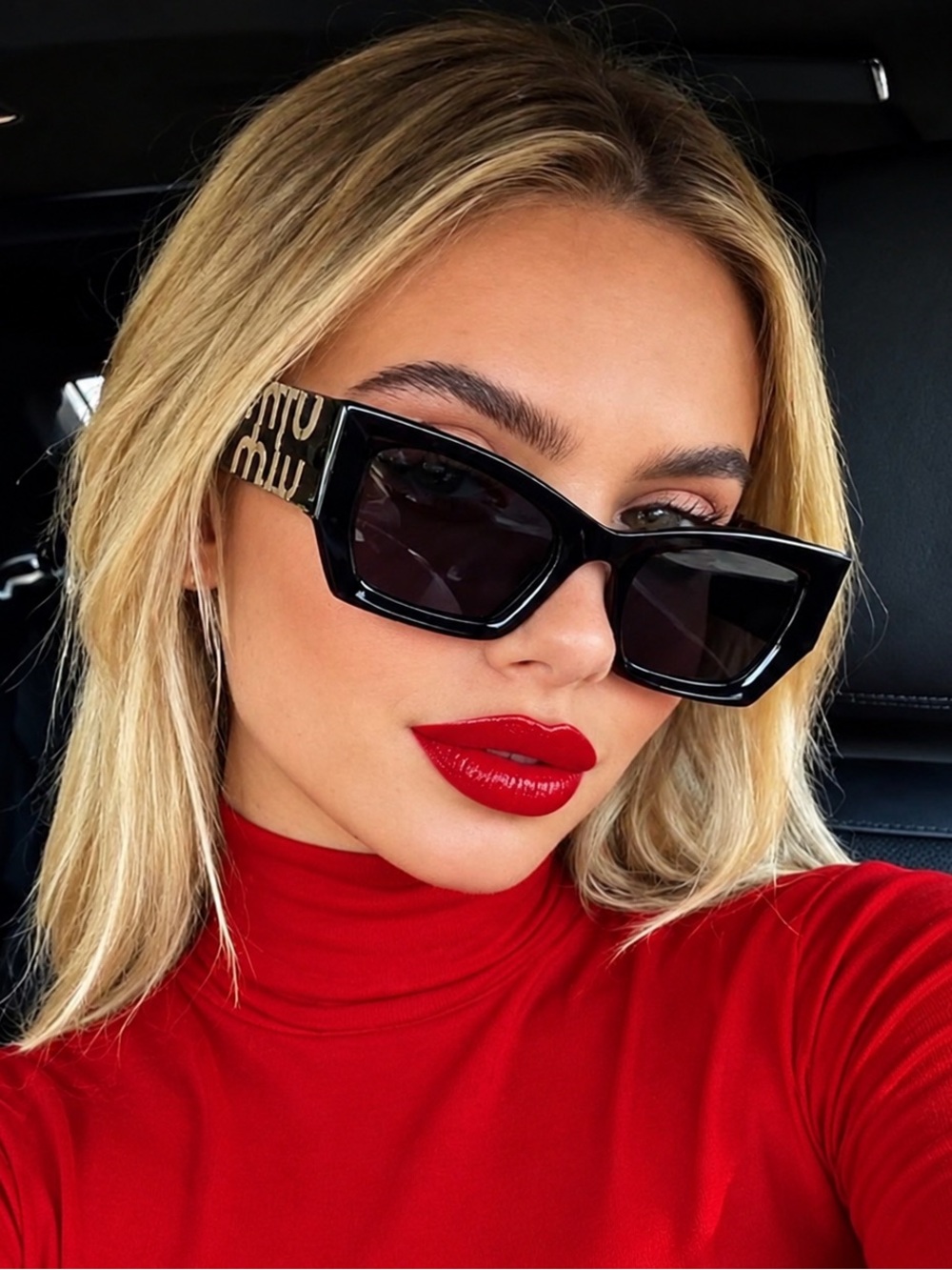 Black Oversized Cat-Eye Sunglasses with Logo Temples